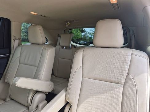 Used 2015 Toyota Highlander Limited AWD/4WD image 38