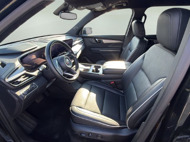 Used 2025 Buick Enclave Preferred FWD image 21