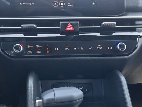 New 2026 Kia Sportage SX image 14