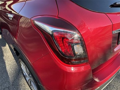 Used 2019 Buick Encore Preferred image 32