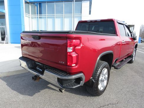 Used 2020 Chevrolet Silverado 2500 LTZ w/ LTZ Premium Package AWD/4WD image 7