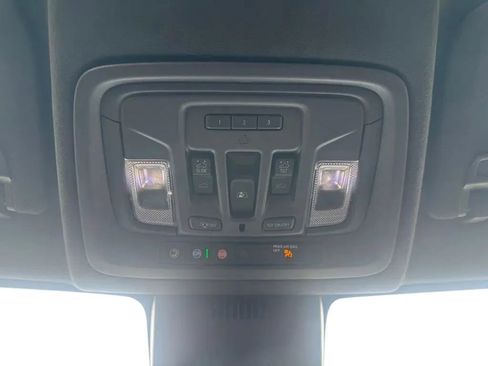 Used 2022 GMC Sierra 1500 Denali Ultimate AWD/4WD image 31