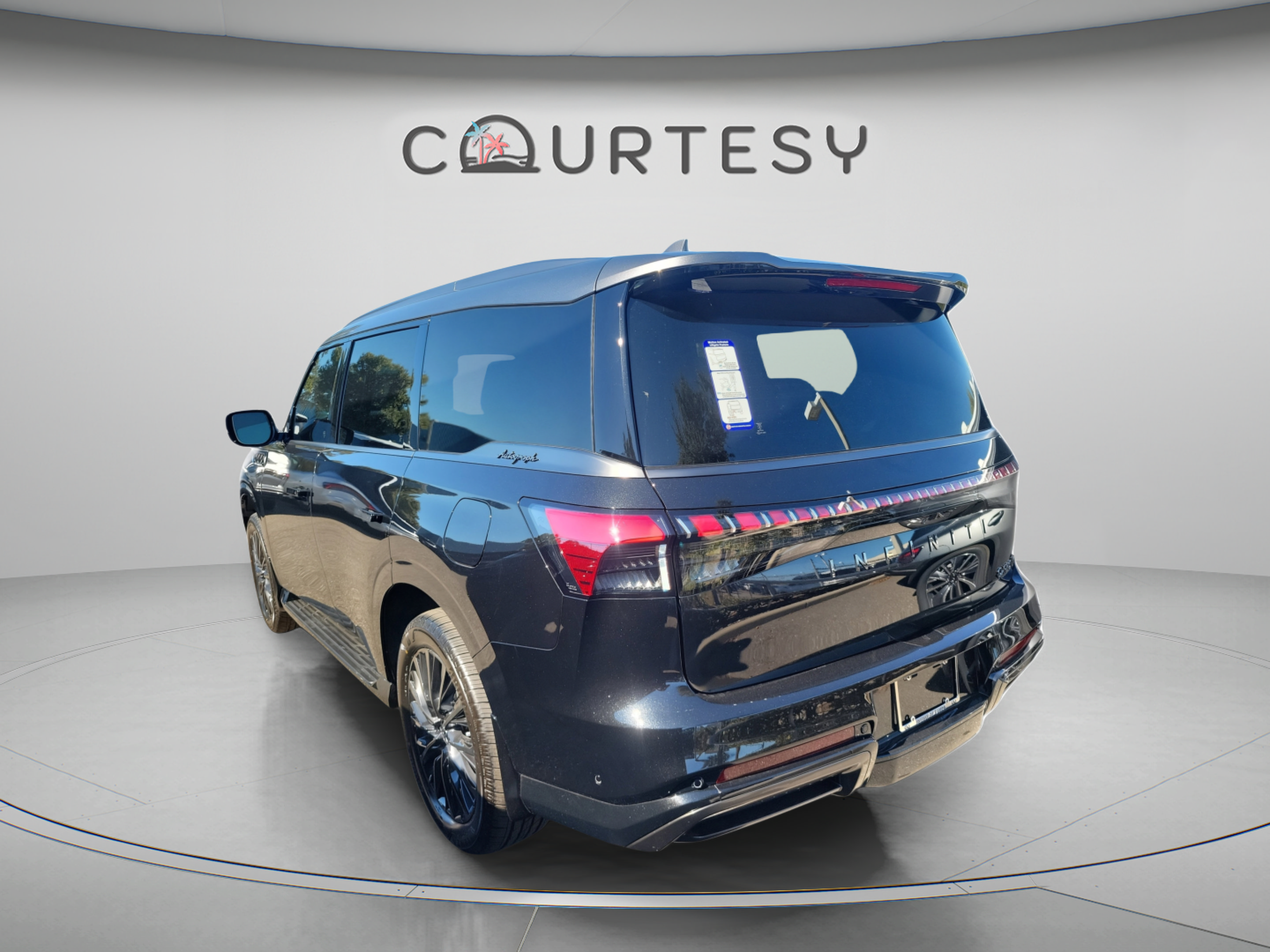 New 2026 INFINITI QX80 Autograph w/ Premium Cargo Package AWD/4WD image 2