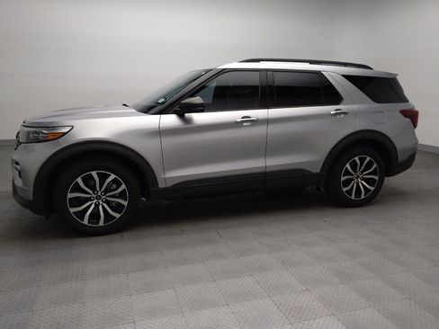 Used 2021 Ford Explorer ST w/ Equipment Group 401A AWD/4WD image 2