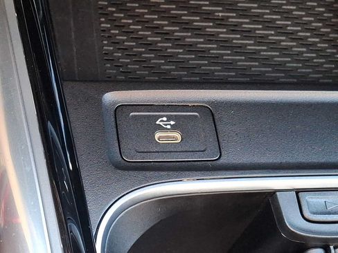 Used 2026 Mercedes-Benz GLA 250 4MATIC image 21