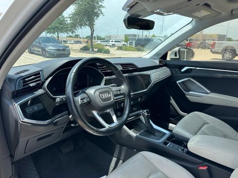 Used 2020 Audi Q3 2.0T Premium Plus AWD/4WD image 5