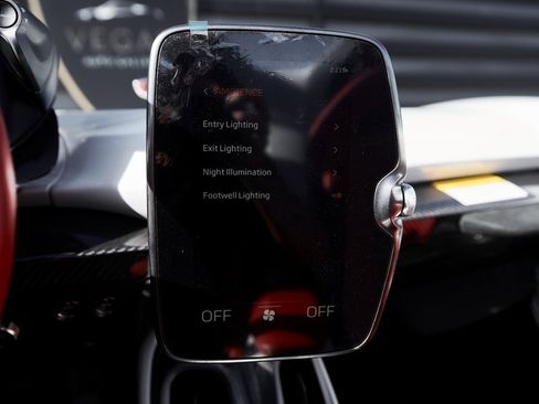 Used 2021 McLaren Elva image 76