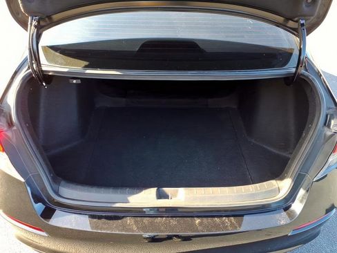 Used 2022 Honda Civic Sport image 10