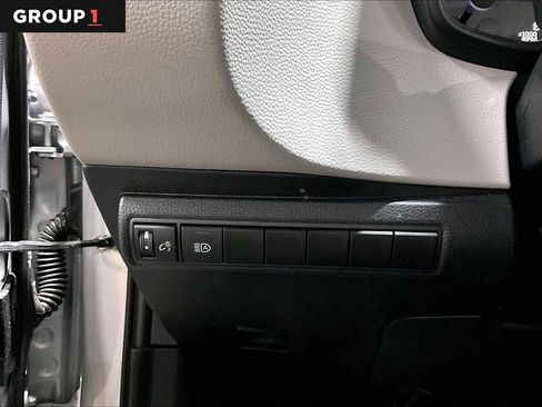 Certified 2025 Toyota Corolla LE image 34