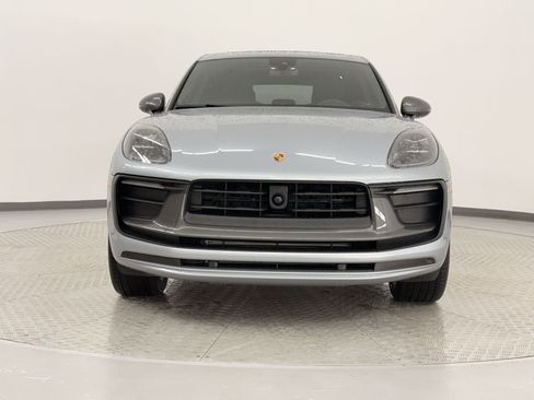 Used 2025 Porsche Macan image 6