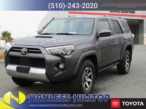 Used 2021 Toyota 4Runner TRD Off-Road image 3