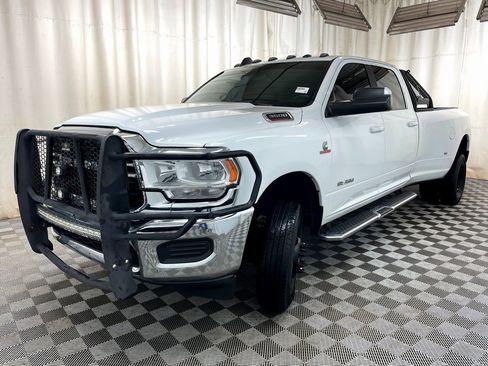 Used 2022 RAM 3500 Big Horn image 11