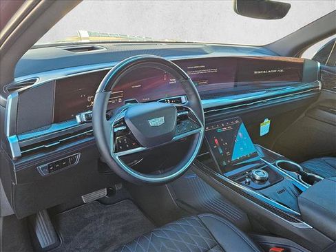 New 2026 Cadillac Escalade IQL Sport 1 w/ LPO, ONYX Package AWD/4WD image 7