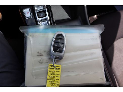 Used 2022 Hyundai Sonata SEL FWD image 36