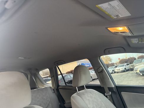 Used 2011 Toyota RAV4 4WD w/ Base L4 Extra Value Pkg image 20