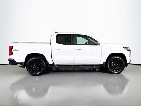 Used 2025 Chevrolet Colorado Z71 w/ Technology Package image 9