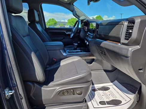 Used 2023 GMC Sierra 1500 SLT w/ SLT Convenience Package AWD/4WD image 36