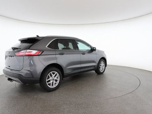 Used 2022 Ford Edge SEL w/ Convenience Package image 18