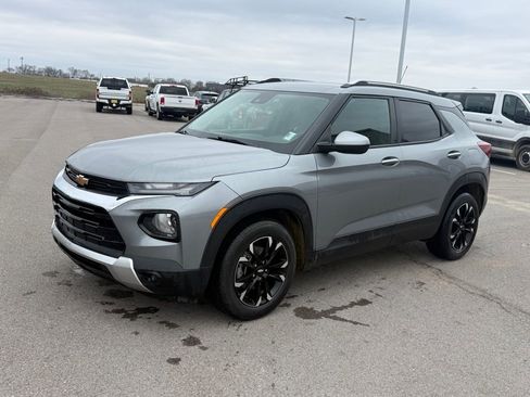 Used 2023 Chevrolet TrailBlazer LT w/ Convenience Package image 23