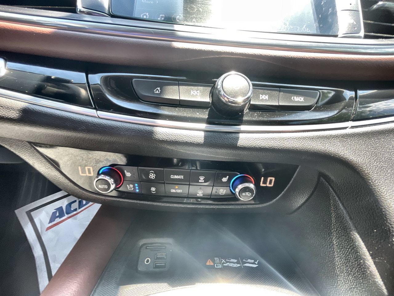 Used 2021 Buick Enclave Avenir w/ Avenir Technology Package FWD image 18
