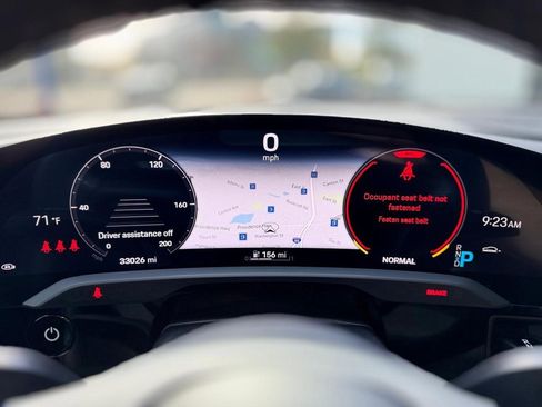 Used 2022 Porsche Taycan 4S image 15