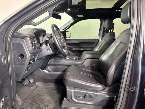 Used 2024 Ford Expedition Max Limited AWD/4WD image 11