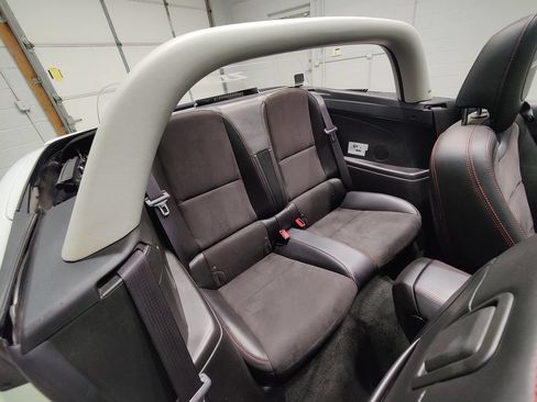 Used 2013 Chevrolet Camaro ZL1 RWD image 17