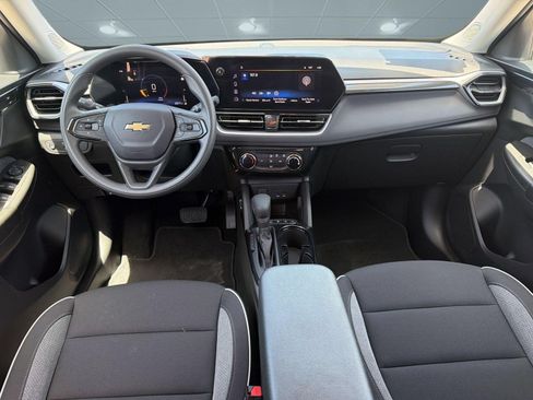 Used 2026 Chevrolet TrailBlazer LT AWD/4WD image 15