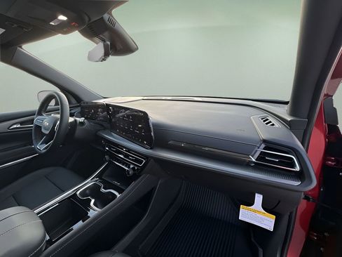 New 2026 Chevrolet Traverse LT image 27