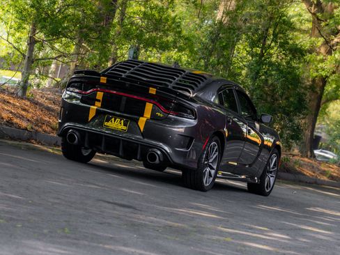 Used 2020 Dodge Charger R/T w/ Plus Group RWD image 49