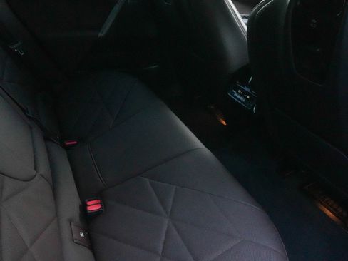 Certified 2025 BMW iX M60 image 33