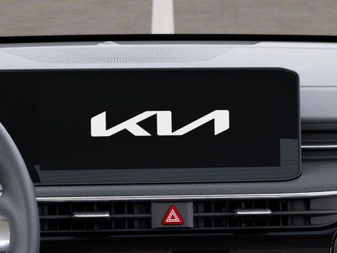 New 2025 Kia K5 LXS image 20