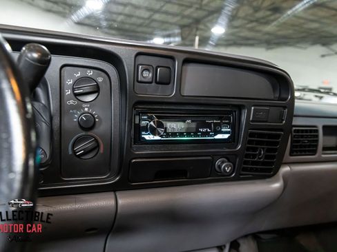 Used 1996 Dodge Ram 2500 Truck 2WD Club Cab image 46