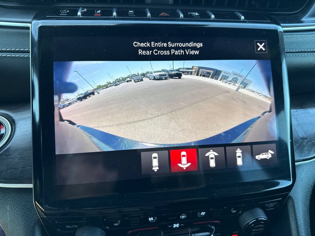Used 2024 Jeep Grand Cherokee L Limited w/ Luxury Tech Group II AWD/4WD image 51
