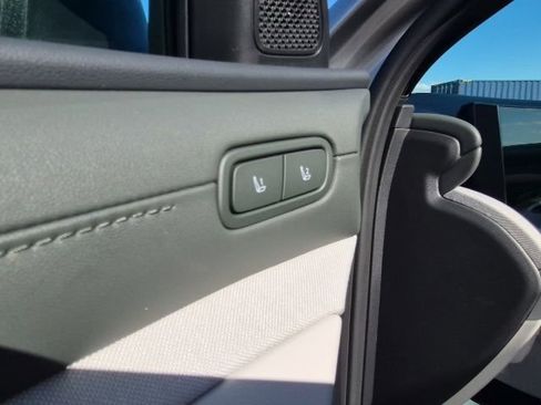 New 2026 Hyundai Tucson Limited image 12