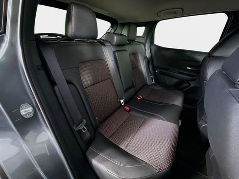New 2026 Nissan Kicks SR FWD image 23