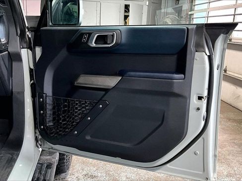 Used 2022 Ford Bronco Outer Banks w/ Sasquatch Package image 22