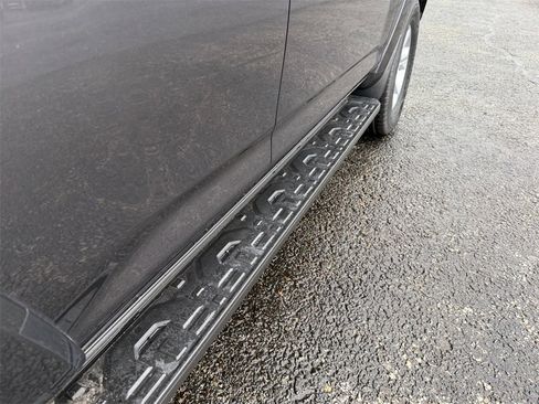 Used 2018 Toyota 4Runner SR5 image 27