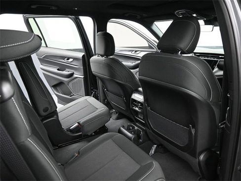 New 2025 Jeep Grand Cherokee L Laredo image 22