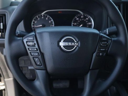 New 2026 Nissan Frontier S image 7