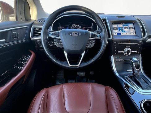 Used 2017 Ford Edge Titanium w/ Equipment Group 302A image 5
