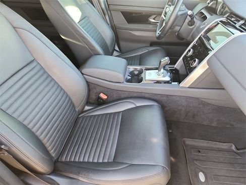 Used 2021 Land Rover Discovery Sport S image 22