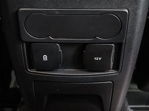 Used 2024 Ford Explorer XLT w/ Equipment Group 202A AWD/4WD image 26