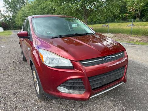 Used 2015 Ford Escape SE AWD/4WD image 6