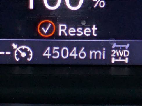 Used 2021 Chevrolet Tahoe LT image 40