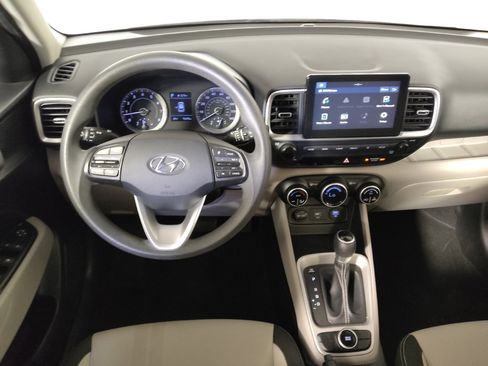 Used 2020 Hyundai Venue SEL FWD image 22