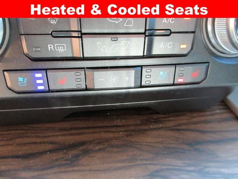 Used 2019 Ford F150 Lariat w/ Equipment Group 502A Luxury AWD/4WD image 19