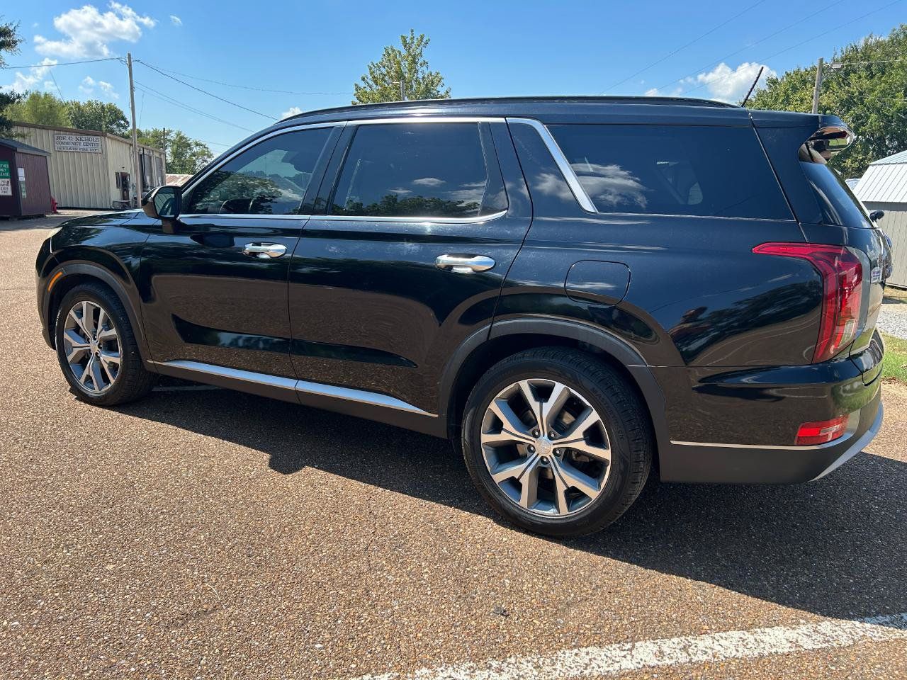 Used 2020 Hyundai Palisade SEL FWD image 3