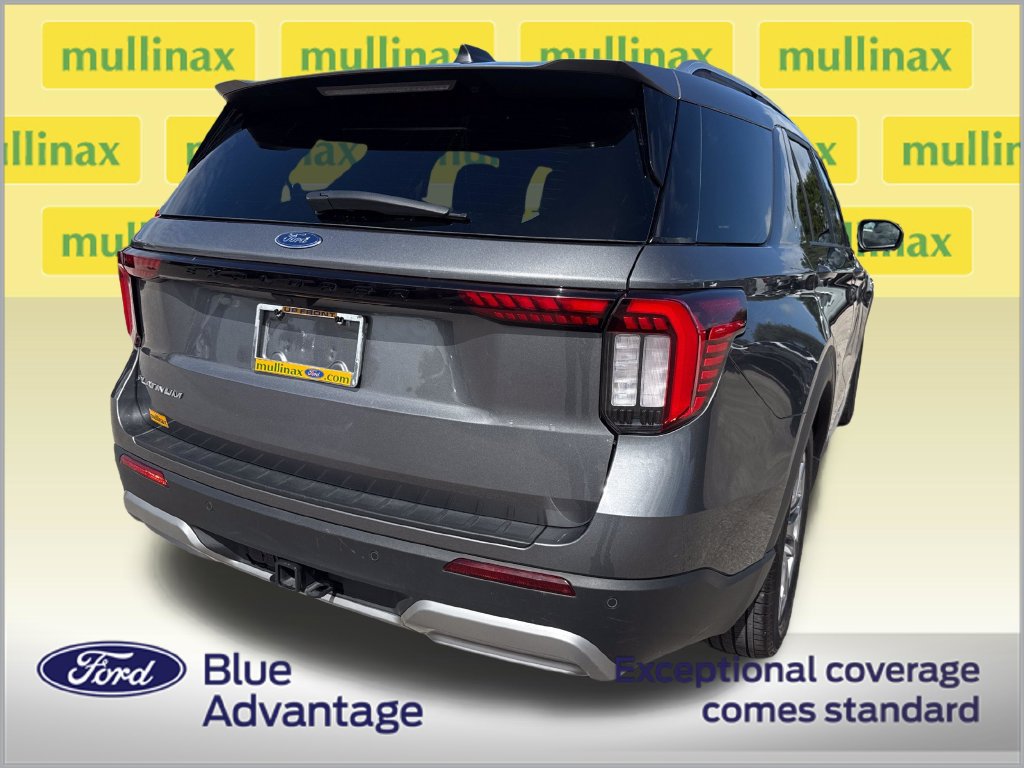 Used 2026 Ford Explorer Platinum RWD image 4