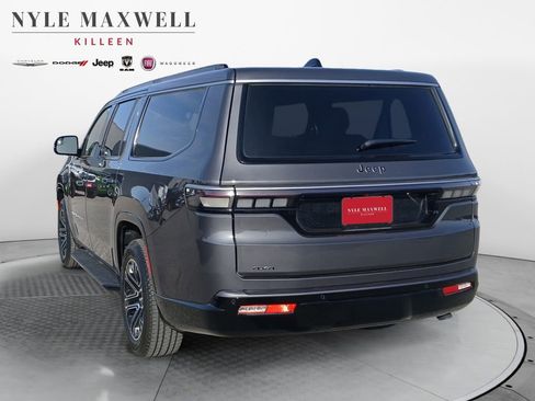 New 2026 Jeep Grand Wagoneer L 4WD image 14